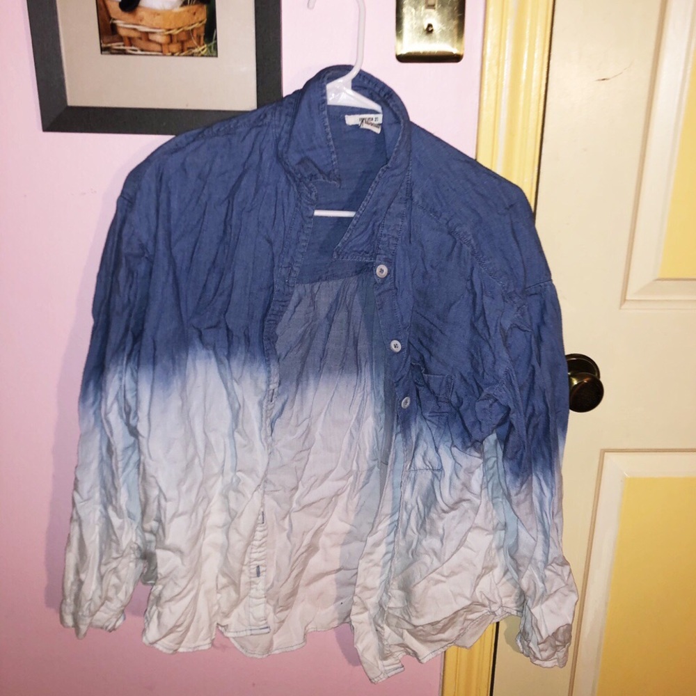 Super cute jean shirt!